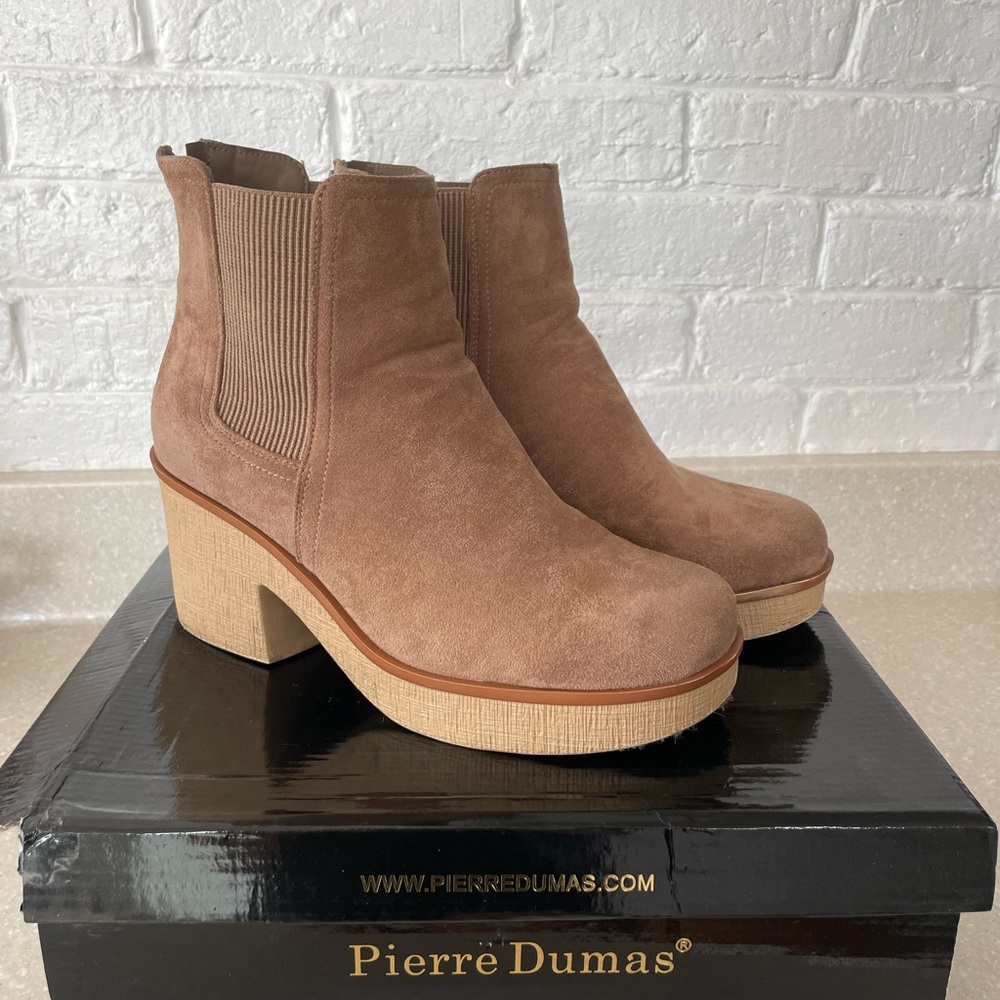Pierre Dumas Clue 7 Taupe